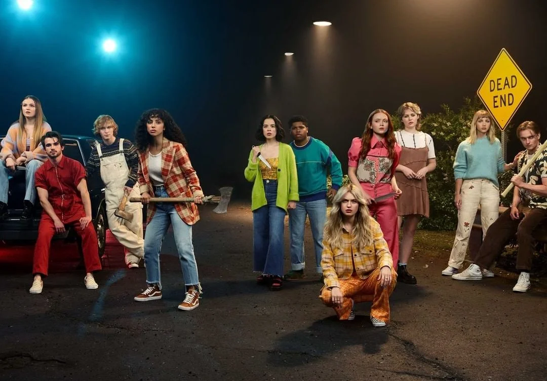 Faca quebrada, sangue na cara e muitas risadas! Netflix libera os erros de gravação de ‘Rua do Medo’