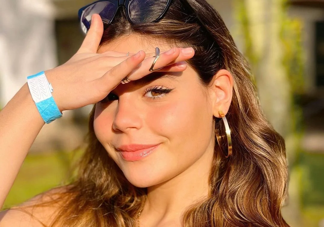 Luara mostra pela primeira vez seu apartamento e você precisa assistir ao tour!