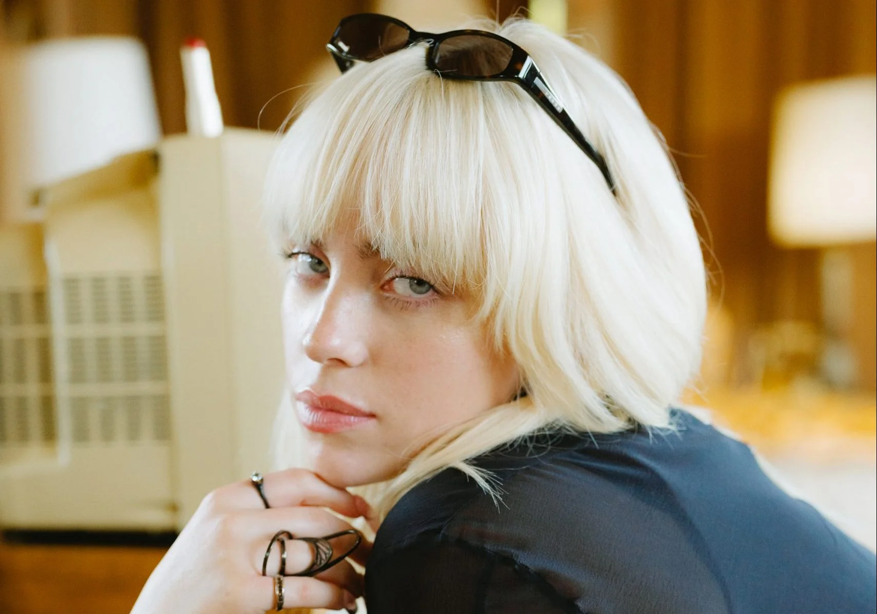 Billie Eilish brilha em performance bombástica de ‘Happier Than Ever’! Assista