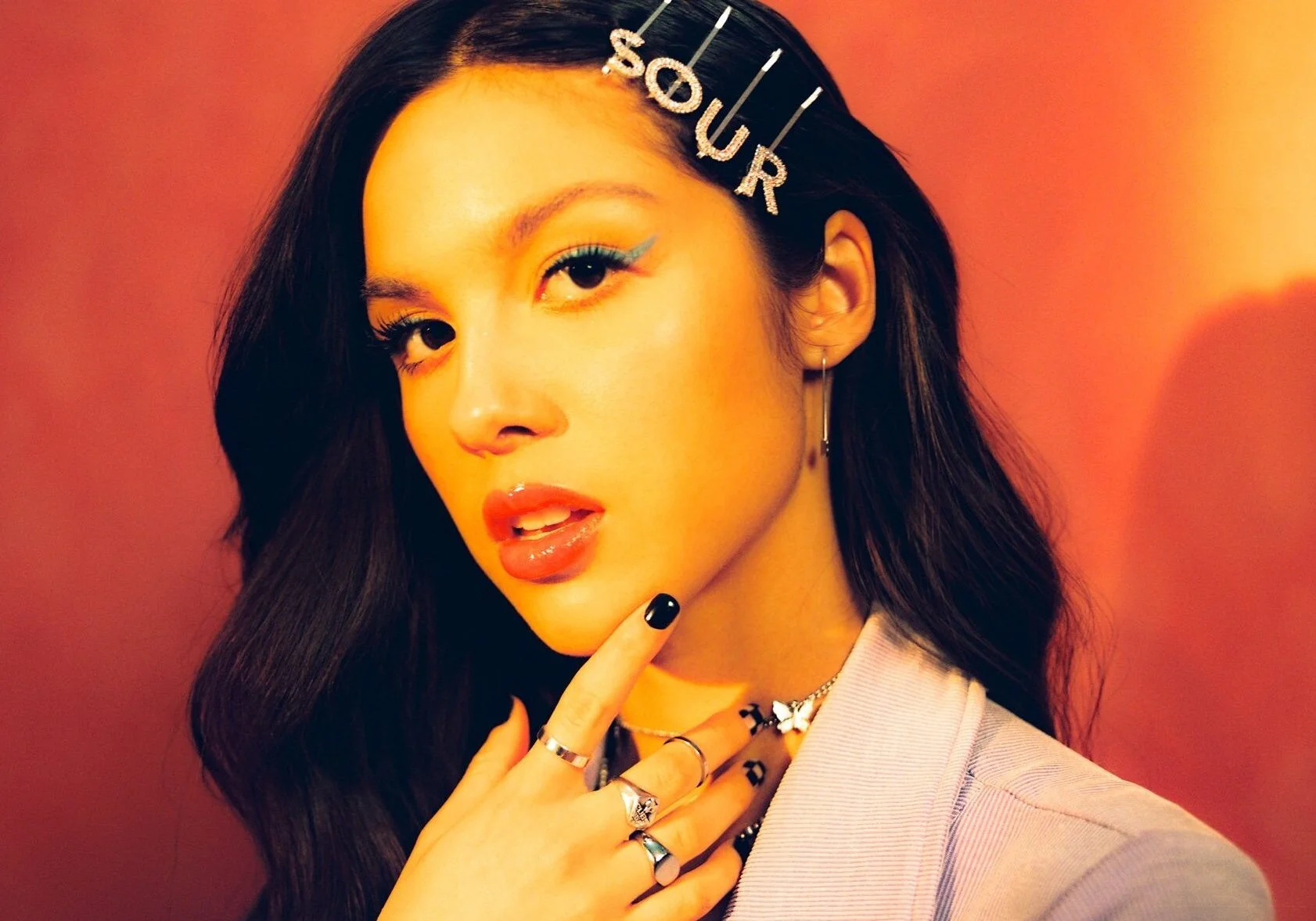 ‘Sour’ em vinil! Olivia Rodrigo confirma data de lançamento do novo formato