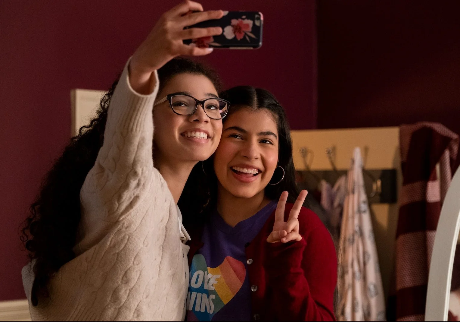 2ª temporada de ‘O Clube das Babás’ ganha data de estreia e primeiras imagens! Confira