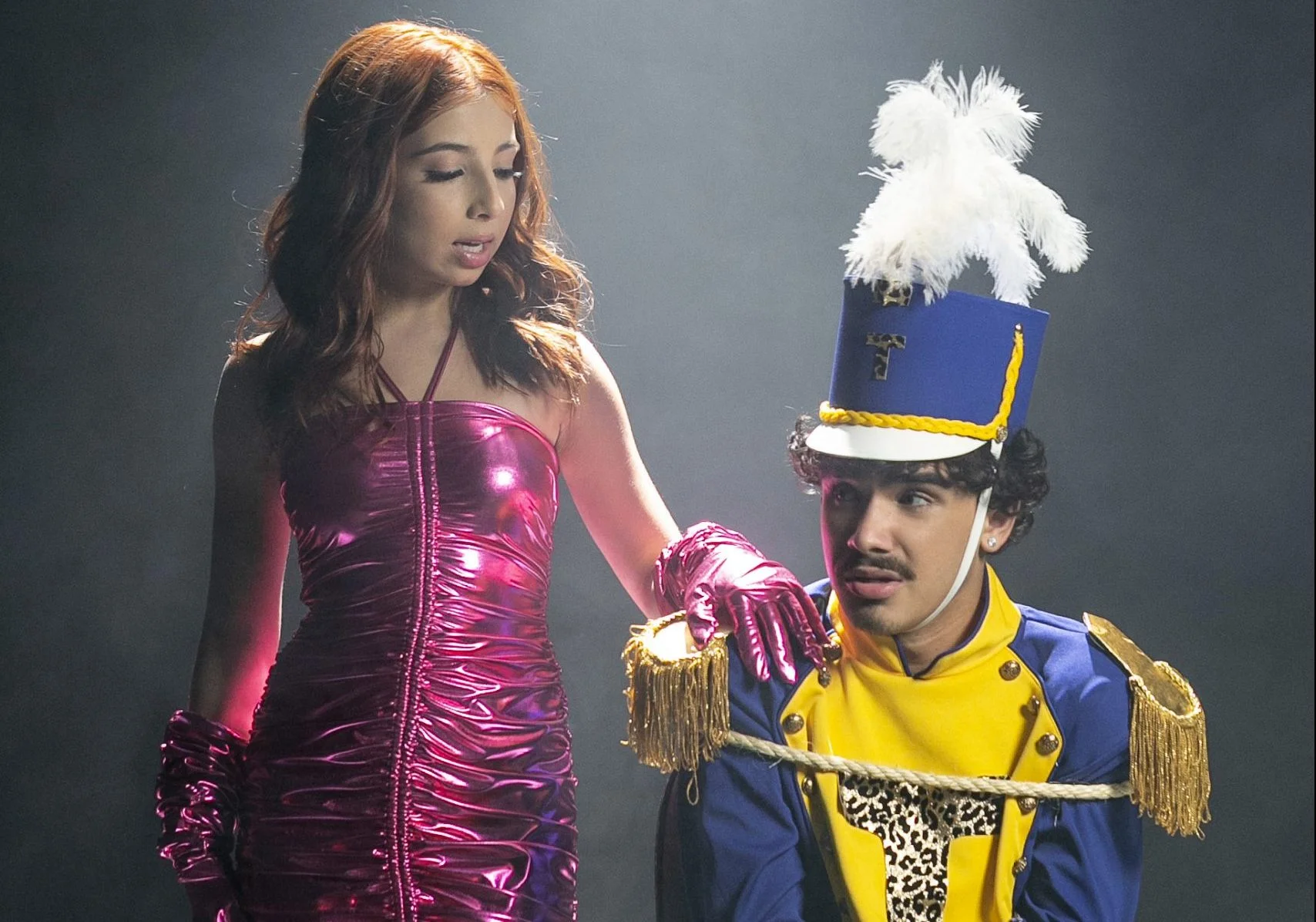 Joãozinho encanta Taby com sua ‘Flautinha Maluca’ no clipe colorido e divertido do novo single da girl