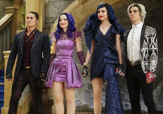 Segura o lencinho: Cameron Boyce é homenageado no novo filme de ‘Descendentes’! Confira