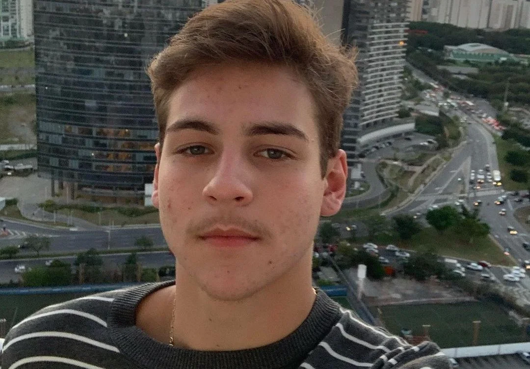 Conheça Arthur Staphanato, representante do Espírito Santo no Festival Teen 2021