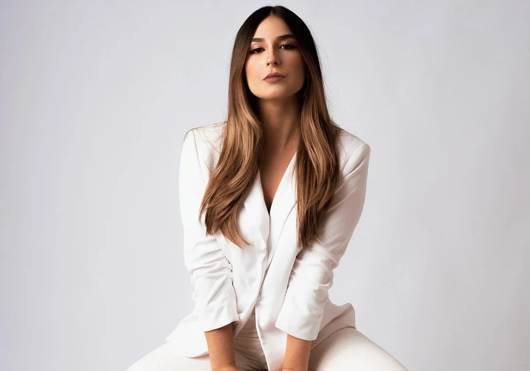 4 vezes em que Luiza Dam brilhou nos covers em inglês!