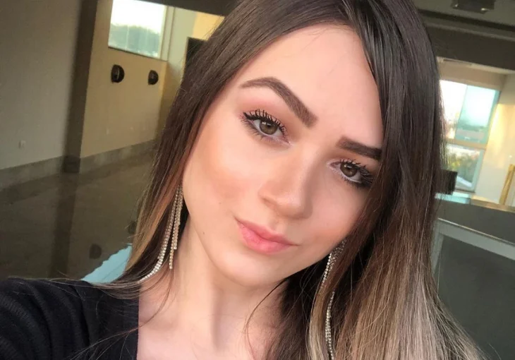 Nicoly Bassetti é a representante do Paraná no Festival Teen Live Show 2021! Conheça a girl