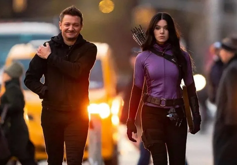 Primeiro trailer de ‘Hawkeye’ mostra Gavião Arqueiro conhecendo nova aliada! Assista