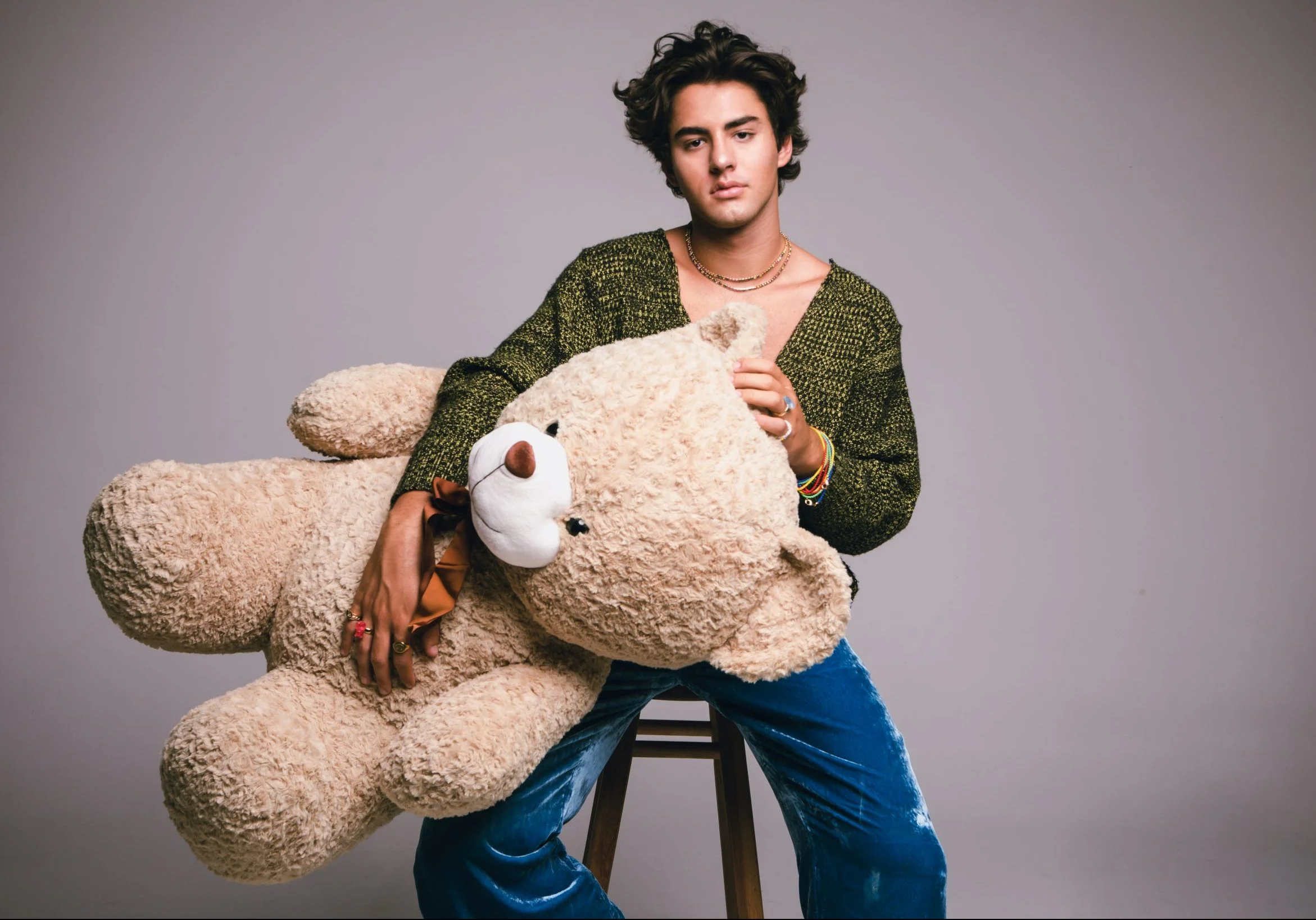 Reizinho talentoso! 5 clipes do Lucas Pretti que parecem filmes