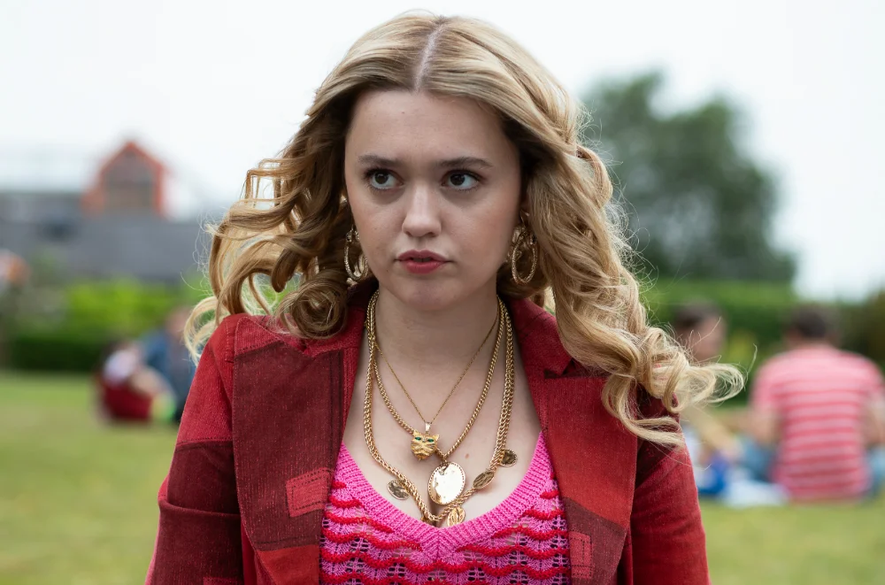 ‘Sex Education’: Aimee Lou Wood conta que fez teste para interpretar outra personagem na série