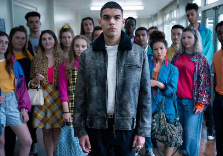 Rahim no Brasil! Ator de ‘Sex Education’, Sami Outalbali, vem ao país para festival de cinema