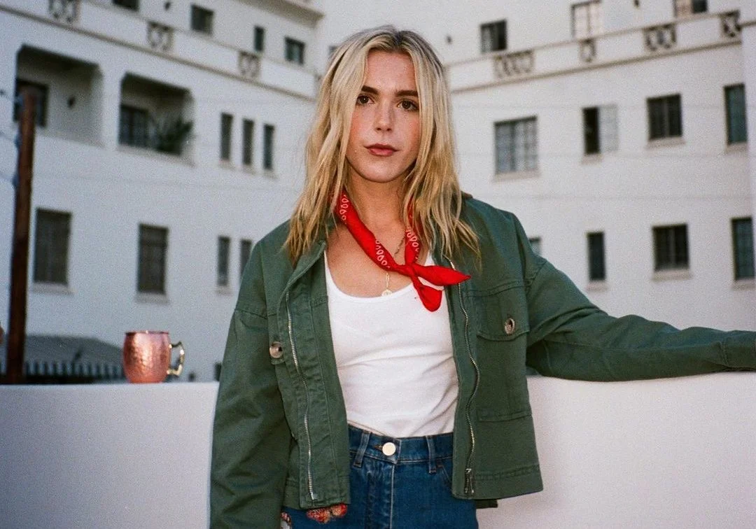 Além de Sabrina Spellman! Kiernan Shipka é escalada como protagonista da nova série da Hulu