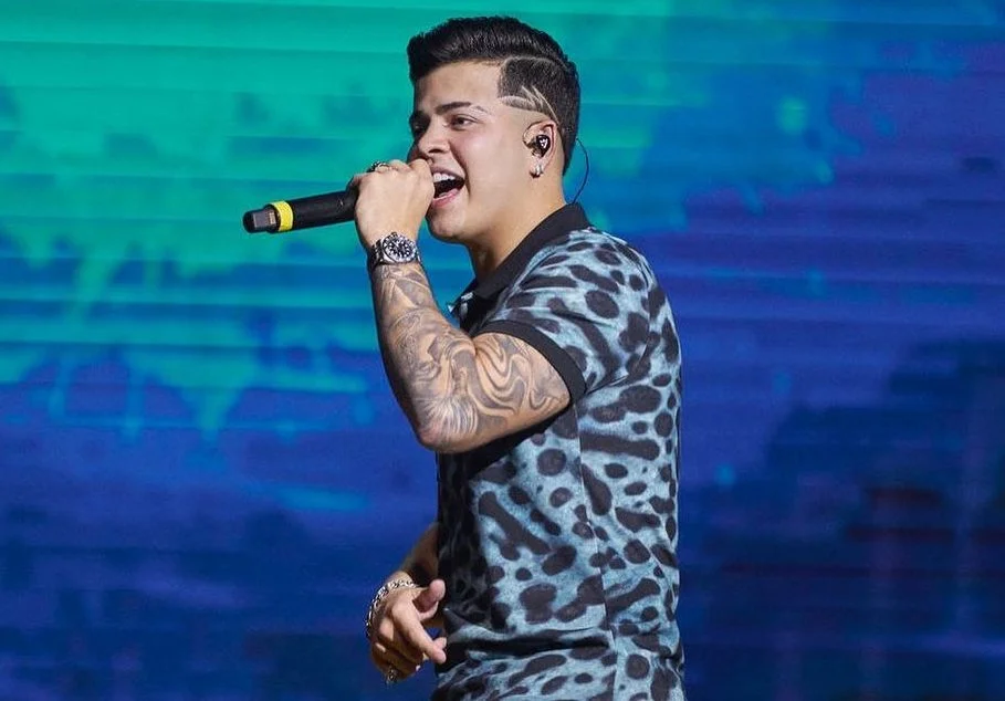 ‘Rebola Sem Sentimento’: Hit de Mc Doni em ‘Sintonia 2’ ganha clipe contagiante