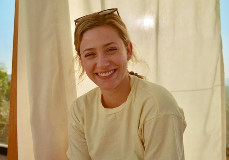 Lili Reinhart fala sobre saúde mental e revela quem tem ajudado em momentos de crise