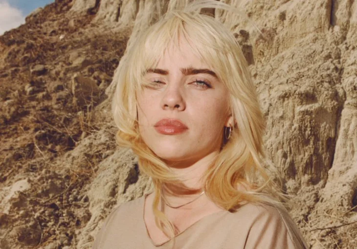 Billie Eilish grava vídeo clássico anual e revela as maiores mudanças em sua vida