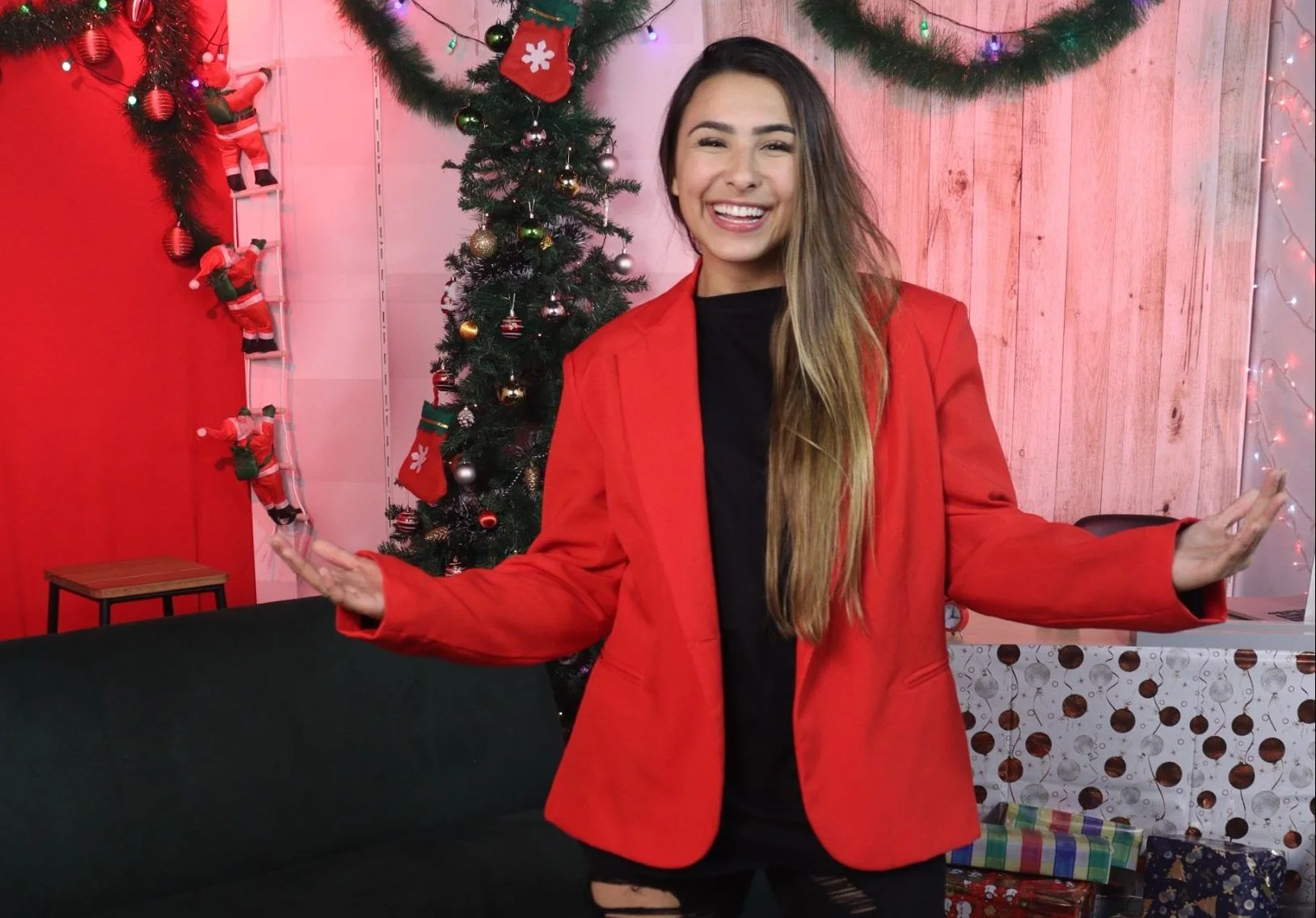 Bibi Tatto vai lançar talk show natalino com participação de Fefe, Duda Kropf e mais!