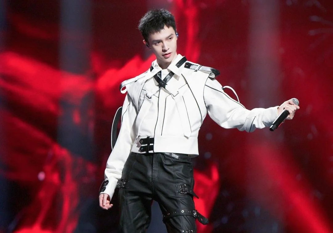 Ele está de volta! Krystian Wang lança seu primeiro trabalho solo