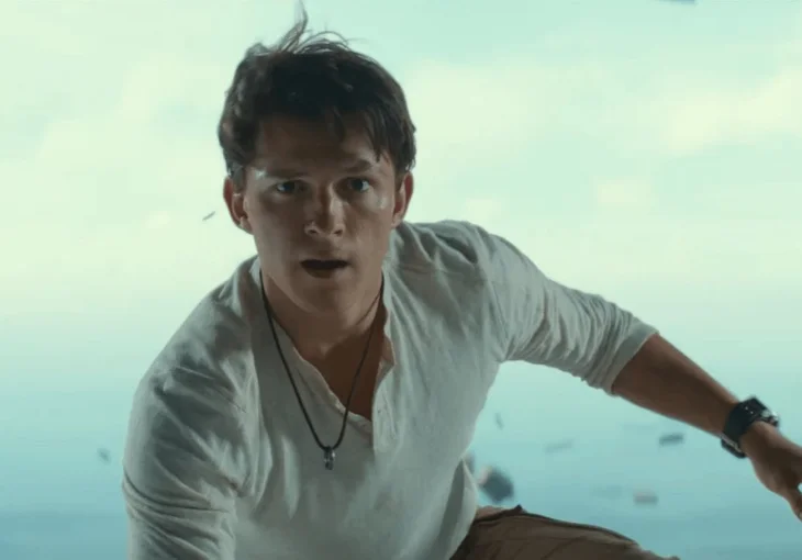 Tom Holland revela que tentou convencer estúdio a fazer filme sobre o jovem James Bond