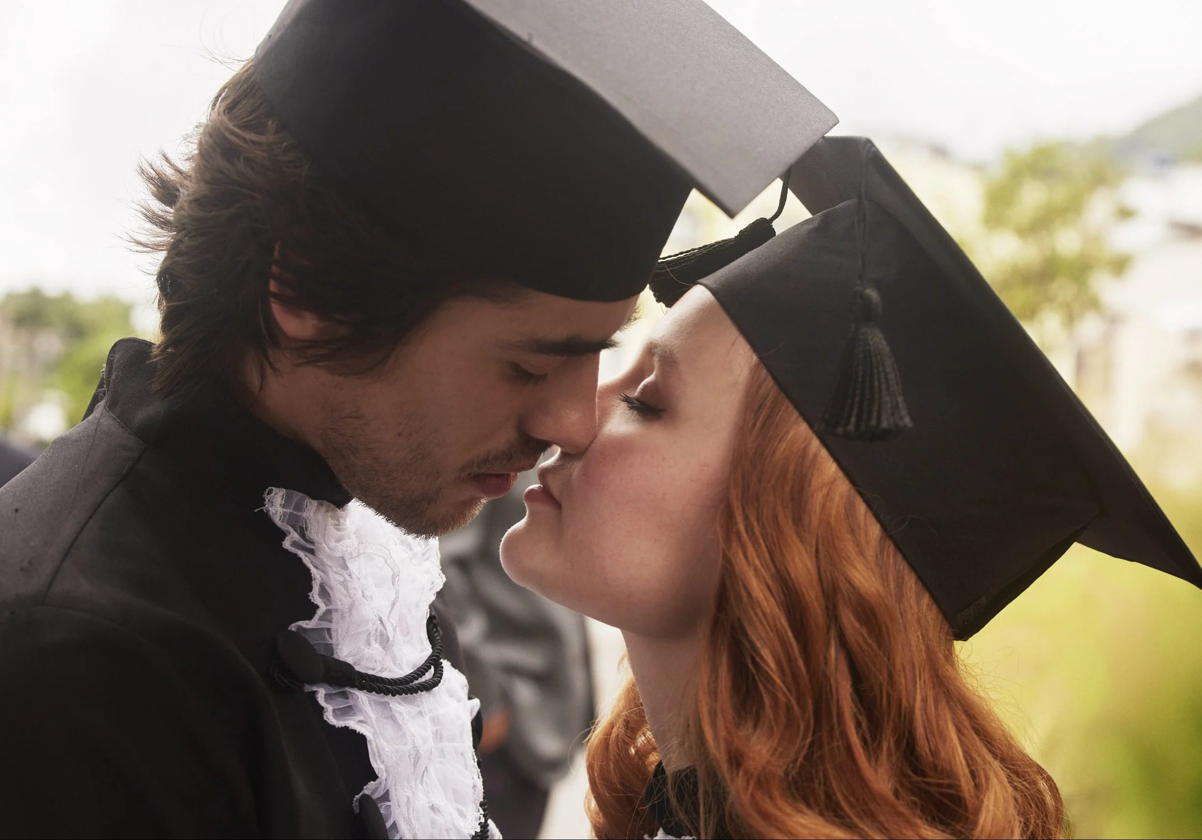 Vinicius Redd fala sobre experiência de cena íntima com Larissa Manoela em ‘Lulli’