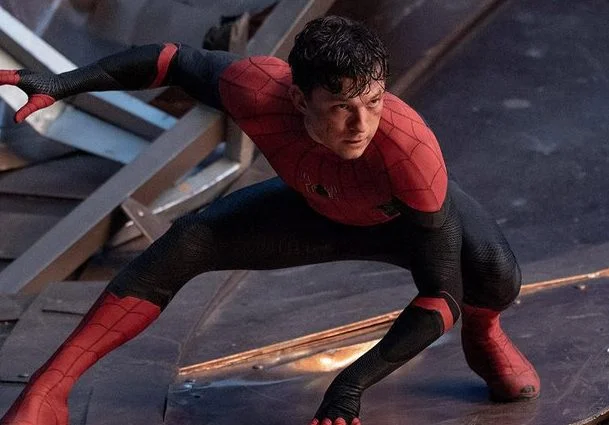 Tom Holland dá pistas sobre o desenvolvimento da nova trilogia do Homem-Aranha