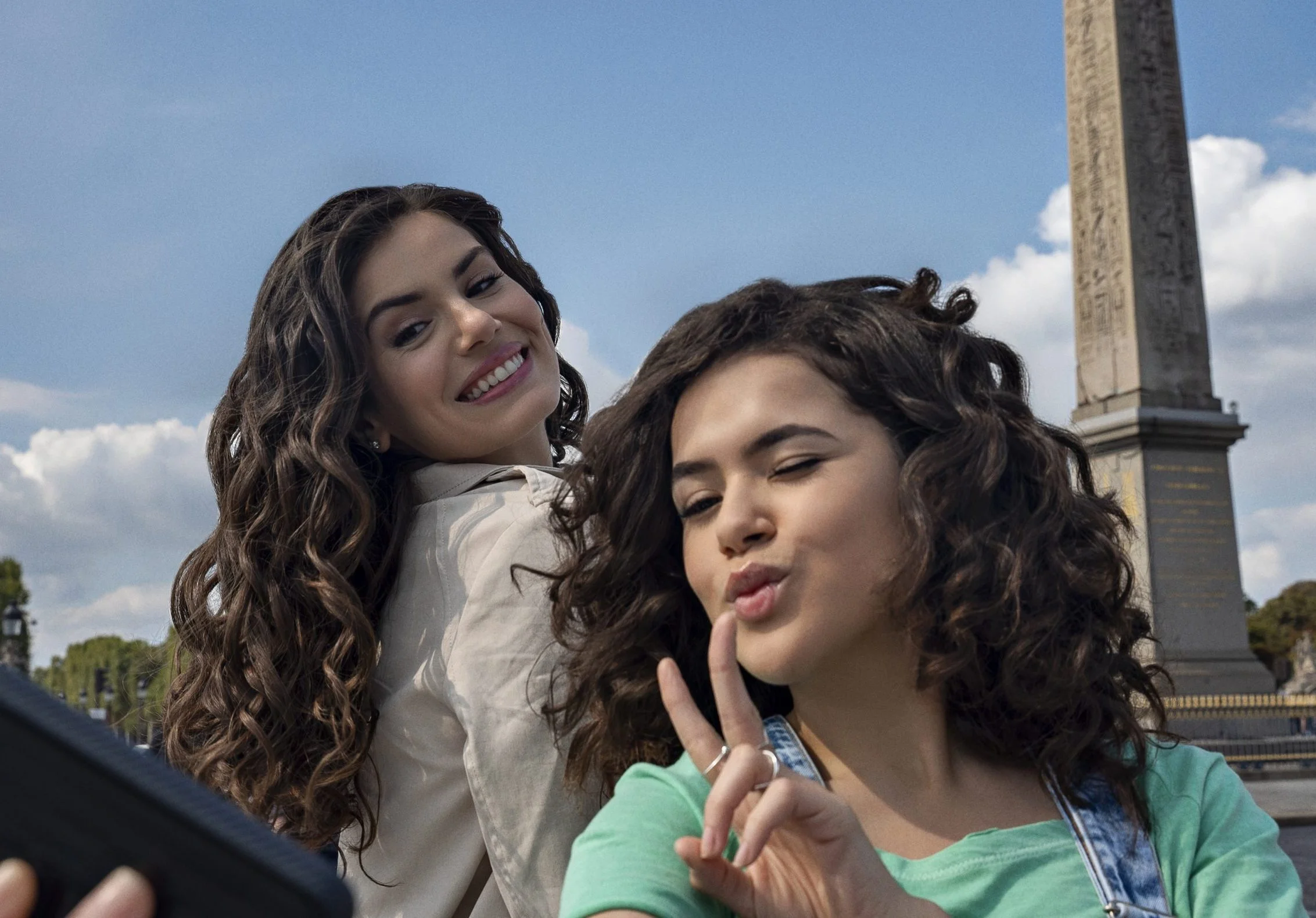 ‘De Volta aos 15’: Maisa, Camila Queiroz e mais contam como foi gravar em Paris