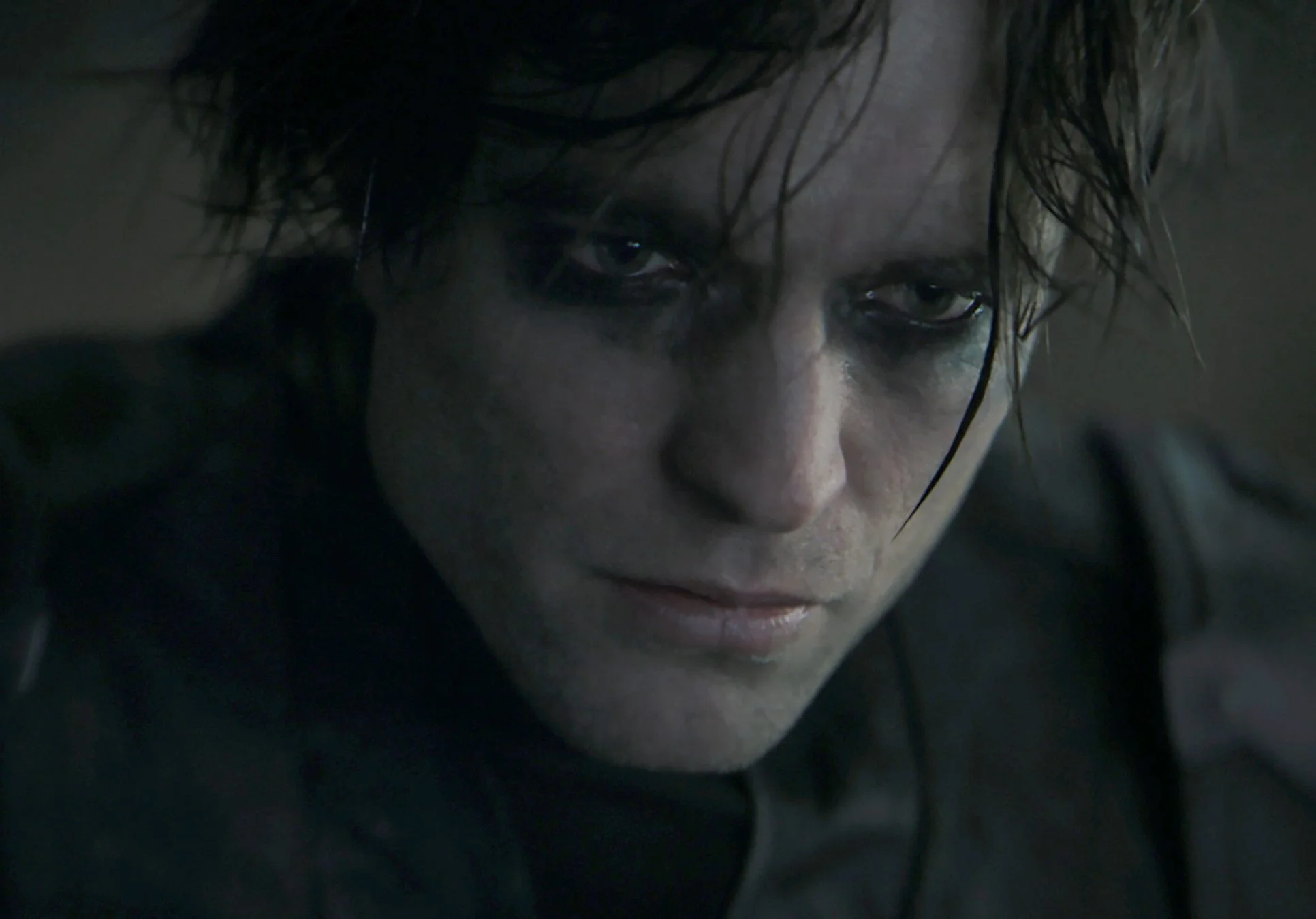 Você não vai acreditar quais itens do set de ‘The Batman’ Robert Pattinson levou para casa!