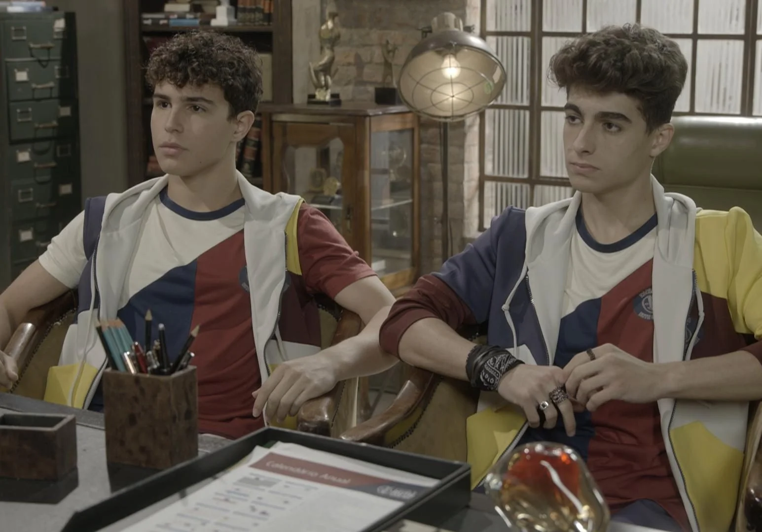 Éric e João vão parar na direção após briga feia nesta terça-feira (26) em ‘Poliana Moça’