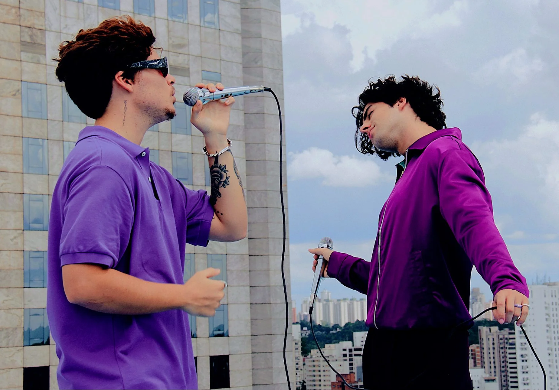 João Figueiredo e Lucas Pretti fecham 1ª temporada do ‘Sky Sessions’ com versão de ‘de 1 até 3’