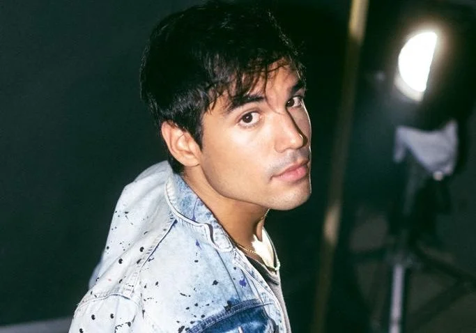 Após brilhar em ‘Sintonia’, Bruno Gadiol retoma carreira de cantor com o POP Rock ‘Anestesiado’