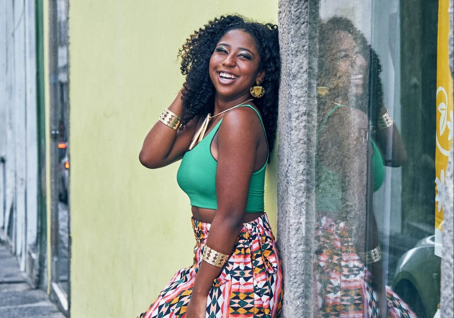 Carol Roberto dará vida a uma estrela da música brasileira em ‘Marrom, o Musical’