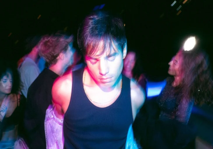 Sucesso nas telas e na música, Bruno Gadiol revela próximos passos da carreira