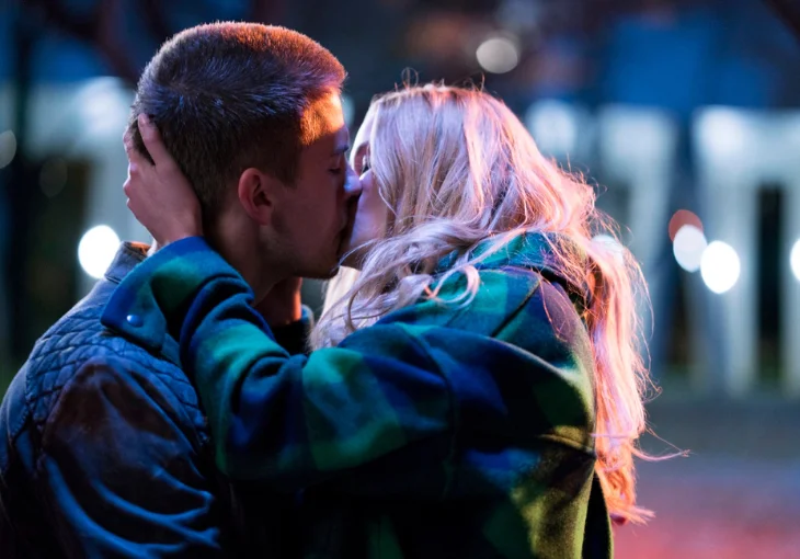 Entre beijos e risadas: ‘Belo Desastre’ chega aos cinemas amanhã