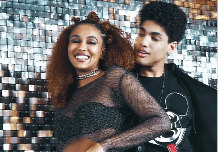 The Town 2023: Riachuelo lança coleção para o festival e dá dicas