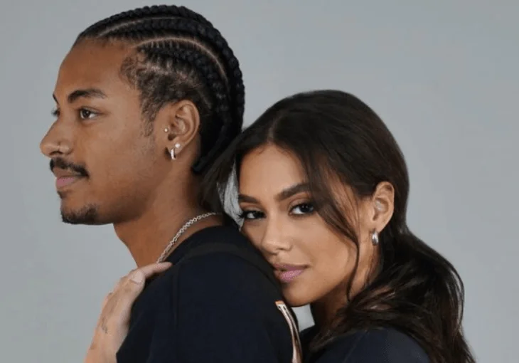 Confessionário: Clara e Luccas são os primeiros convidados do programa