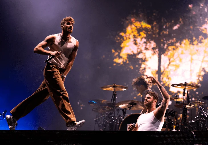 The Town: The Chainsmokes apresentam um show repleto de hits e pirotecnia