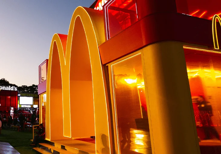 The Town: McDonald’s tem uma das estruturas mais atrativas do festival