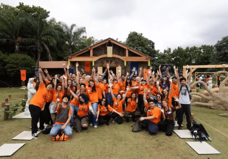 Agora você pode ser um campista do Acampamento Meio-Sangue! Saiba como