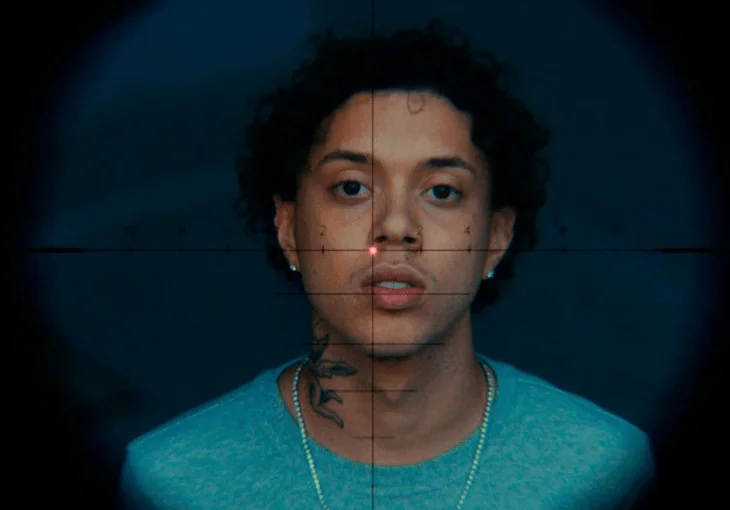 Teto lança música com vídeo que passa por fases da sua carreira! Ouça ‘zumzumzum’