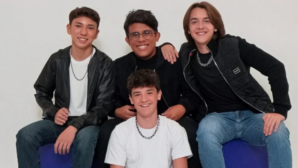 QuatroK : Banda lança se primeiro single com clipe exclusivo!
