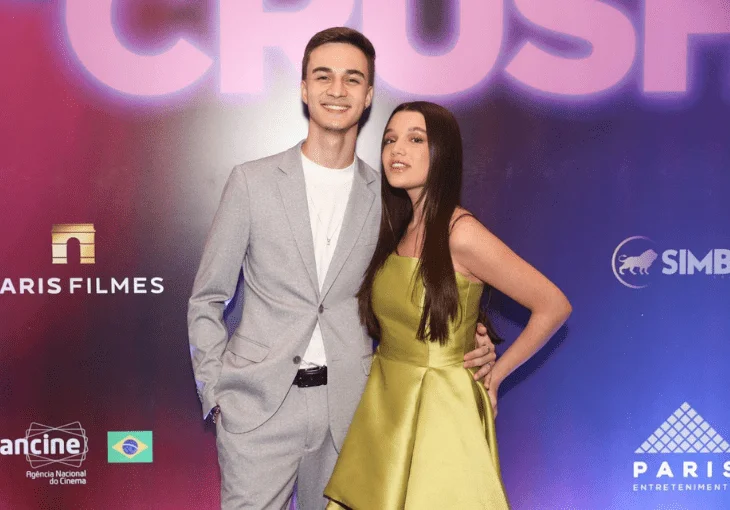 Giulia Benite brilha na pré-estreia de “Morando com o Crush”