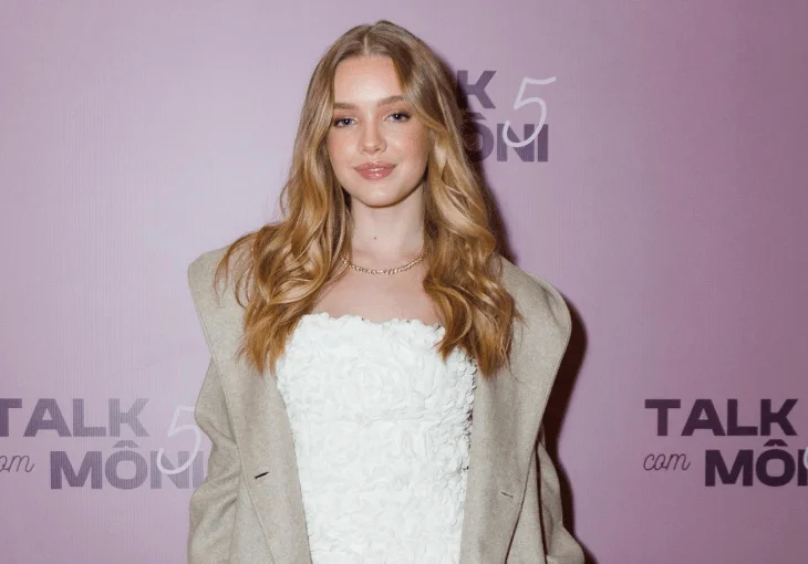 Pietra Quintela fala sobre carreira e futuro no ‘Talk com Môni’