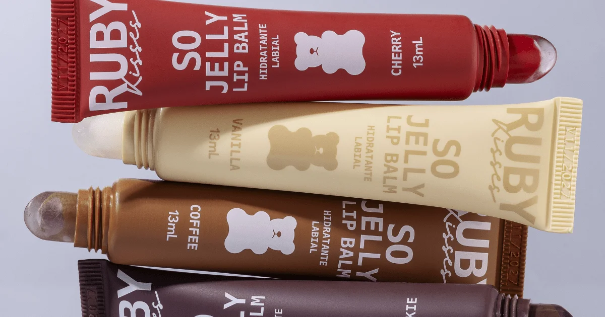 Ruby Kisses lança ‘So Jelly’, lip balm que é a cara da estética Clean Girl