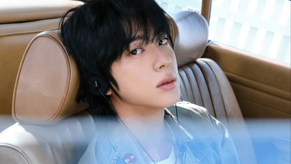 Jin (BTS) surpreende com nova temática em ‘Echo’