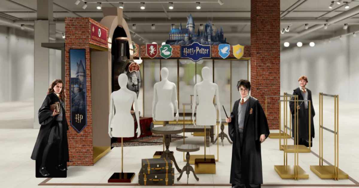 Riachuelo transforma lojas em cenários mágicos para celebrar o aniversário de Harry Potter