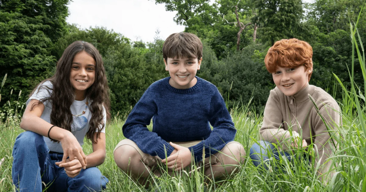 Série de Harry Potter na HBO estreia em 2027 com elenco jovem e fiel aos livros