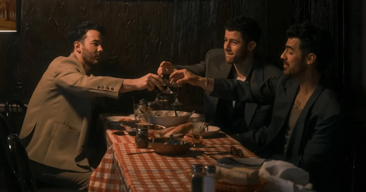 Jonas Brothers lançam ‘Greetings From Your Hometown’ e aumentam streams na Deezer