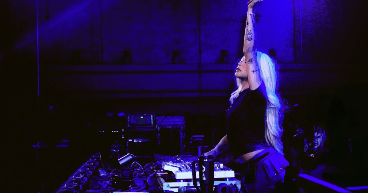 Pabllo Vittar chega com DJ set exclusivo para o SPFW pela Deezer