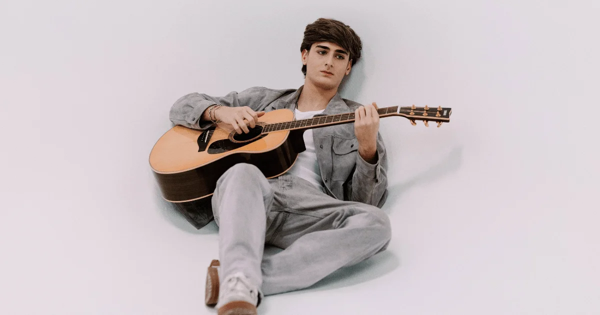 Sam Sabbá lança ‘Silêncio que Fala’ e transforma o silêncio em poesia visual