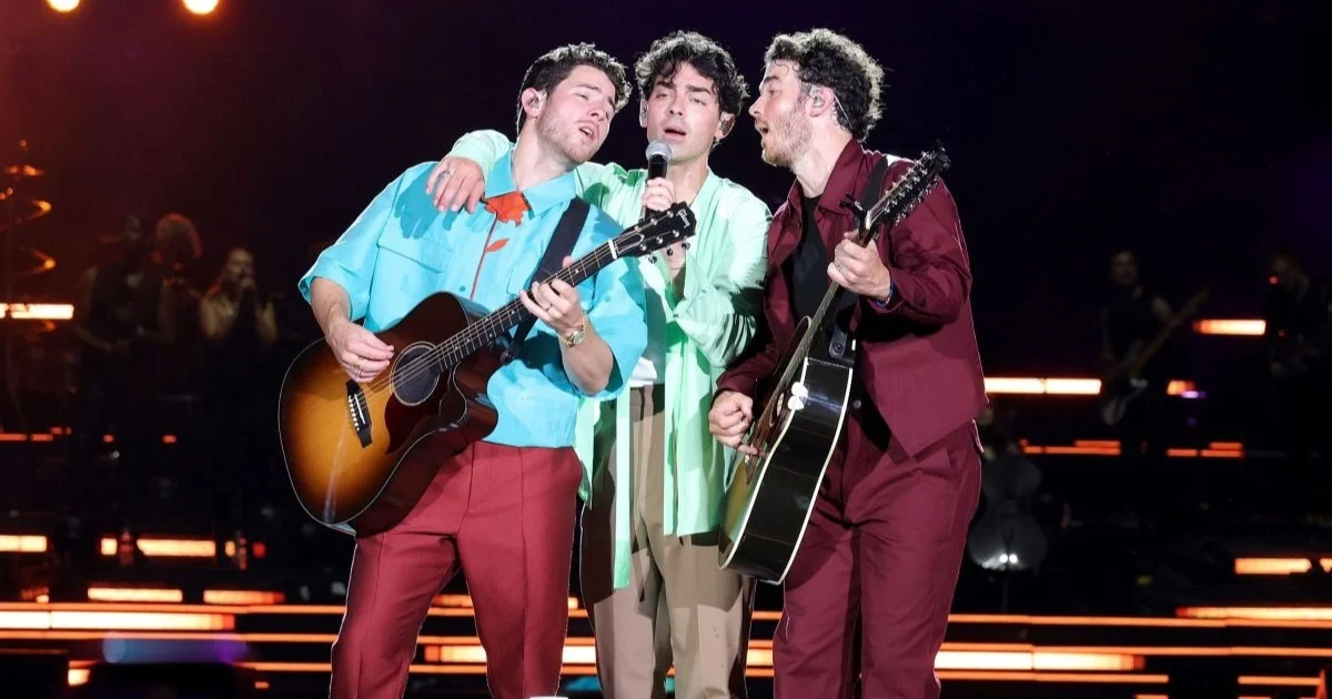 JONAS20 em São Paulo: Jonas Brothers celebram 20 anos de carreira com show único