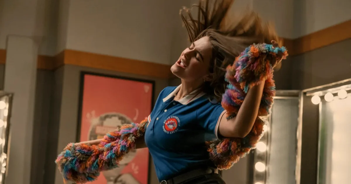 Soundtrack de ‘Off Campus’ viraliza com Taylor Swift, BLACKPINK e hit de JLO