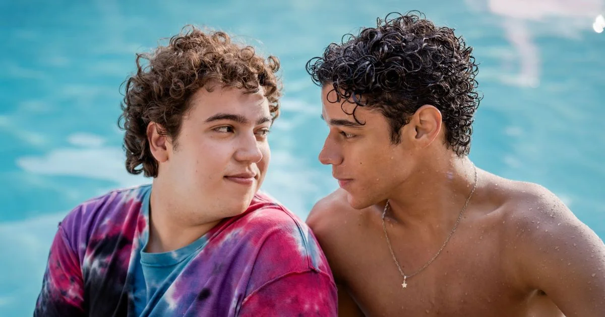 ‘Quinze Dias’ chega aos cinemas com tudo que o público LGBTQIA+ pediu